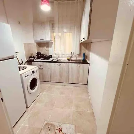 Arya 3 Bedroom Family Pink Flat Apartment Istanbul